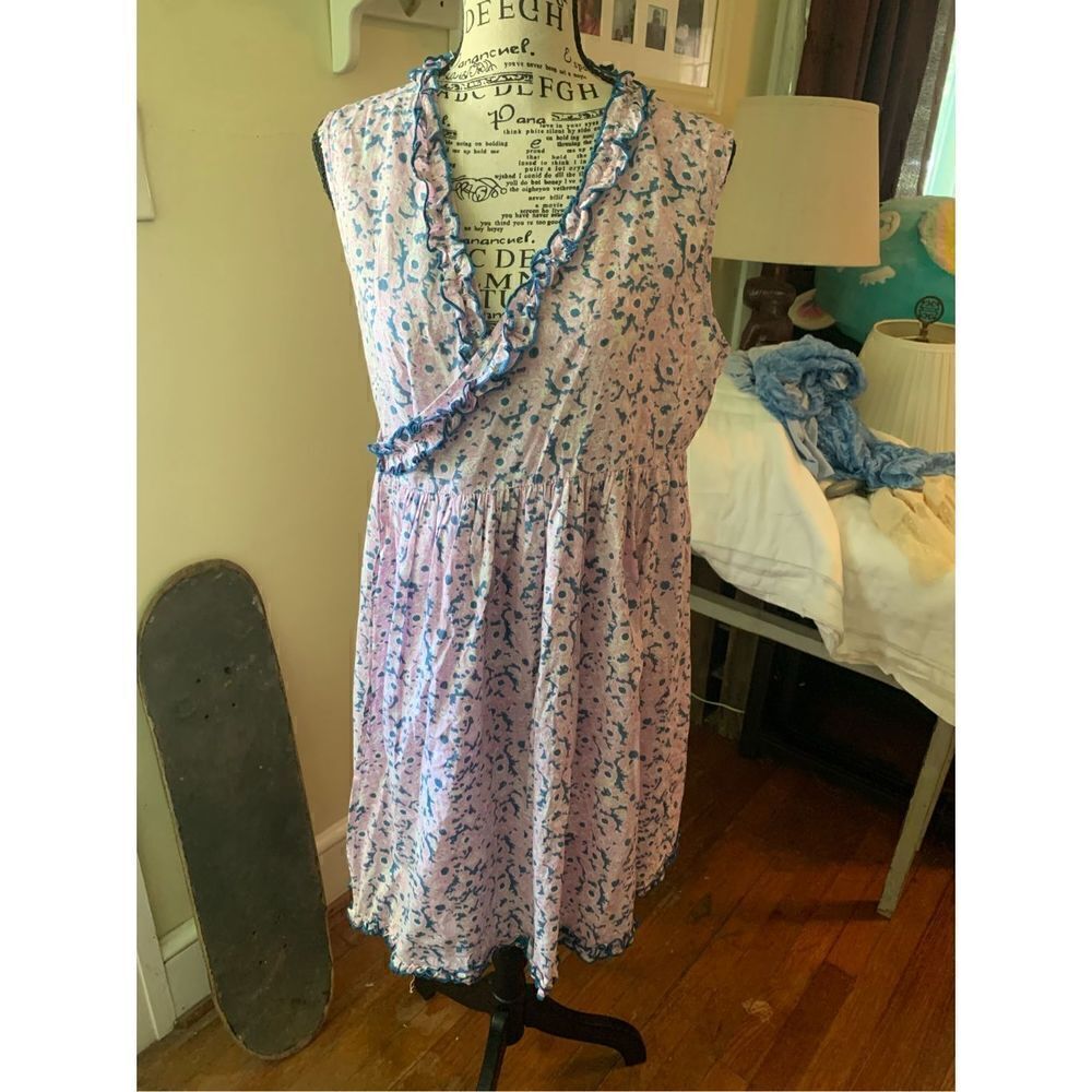 Peek Wrap Dress 